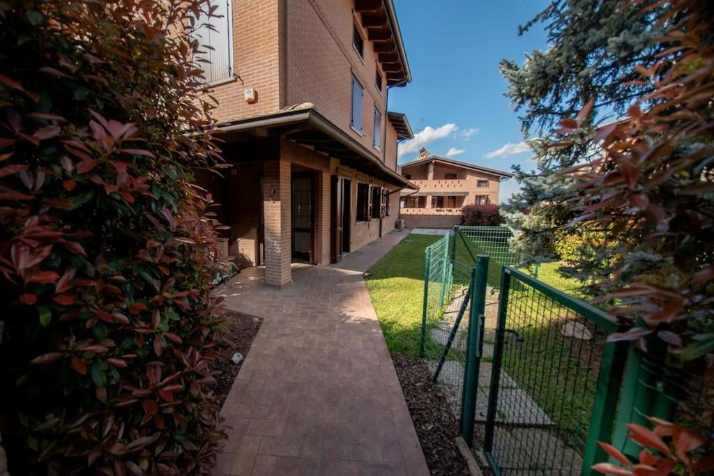 Jacuzzi Apartment In Italian Villa, Wi-Fi & Garden Sassuolo - Maranello Casalgrande Dış mekan fotoğraf