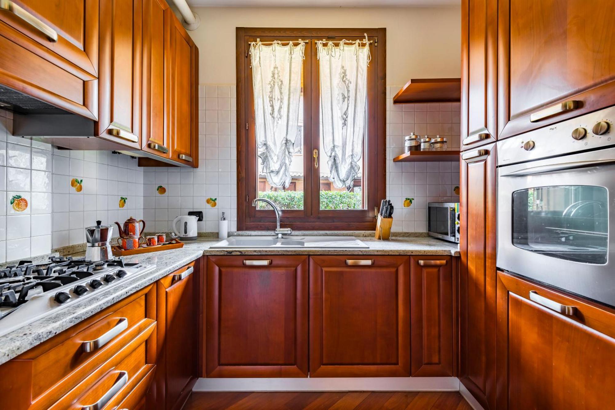 Jacuzzi Apartment In Italian Villa, Wi-Fi & Garden Sassuolo - Maranello Casalgrande Dış mekan fotoğraf