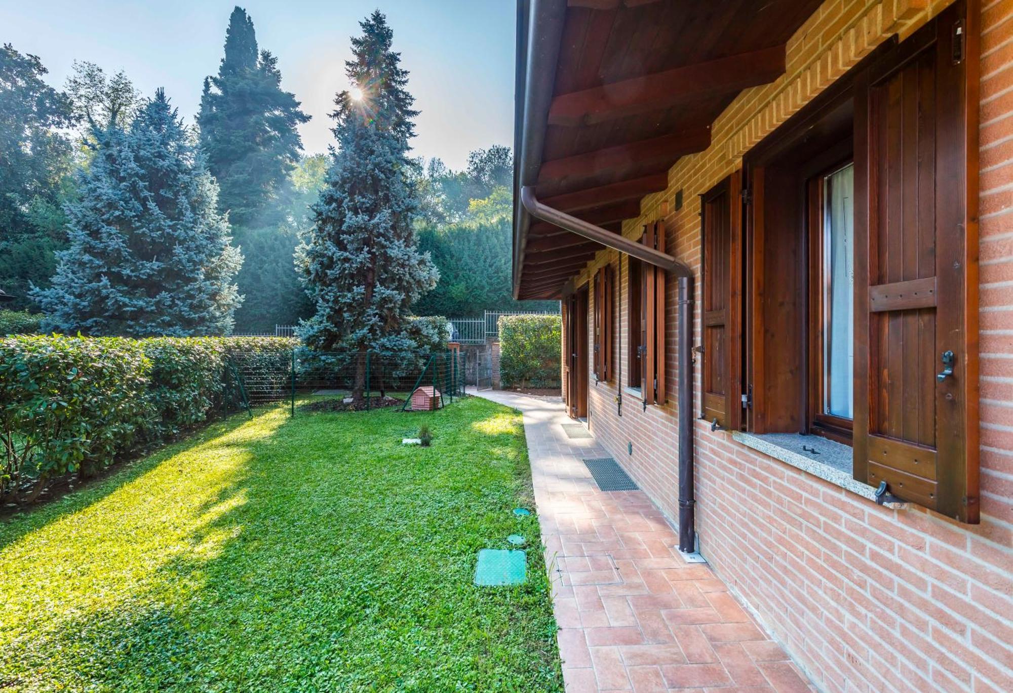 Jacuzzi Apartment In Italian Villa, Wi-Fi & Garden Sassuolo - Maranello Casalgrande Dış mekan fotoğraf